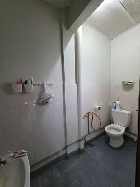 Rumah Teres 2 Tingkat untuk Dijual di Bandar Teknologi Kajang (Kajang) - Azira Ahmad - Bathroom - PropertyGuru.com.my