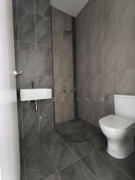 Cluster House for Sale in Setia Tropika (Johor Bahru) - Chloe Chin - Bathroom - PropertyGuru.com.my