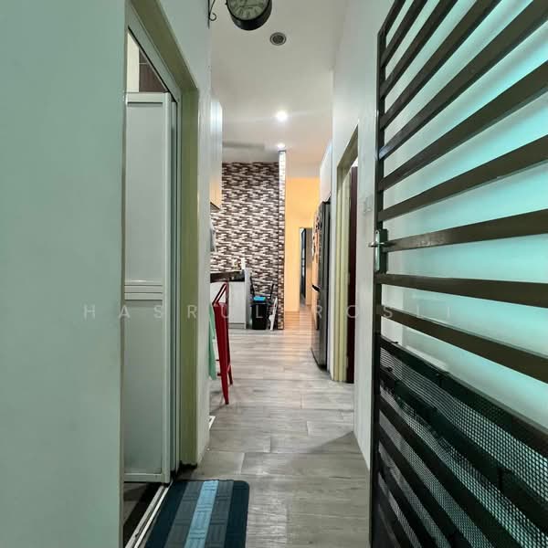 Rumah Berkembar untuk Dijual di Taman Kulim Utama (Kulim) - Hasrul Rosli - Corridor - PropertyGuru.com.my