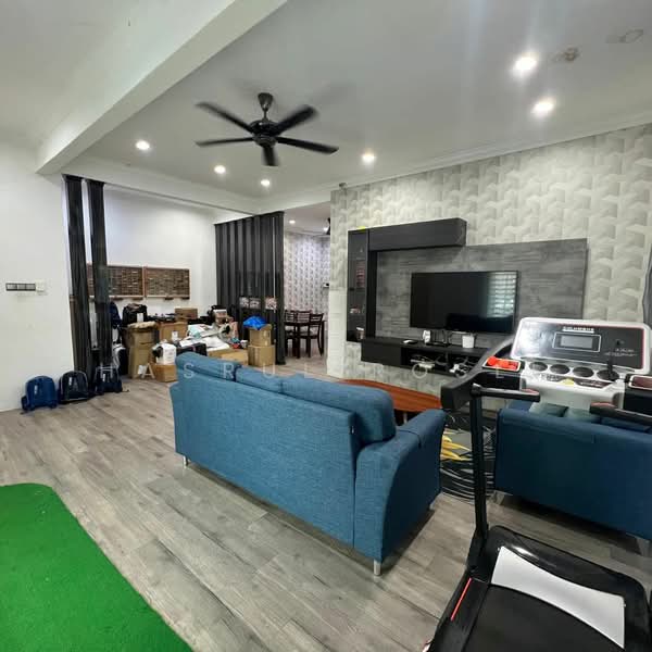 Rumah Berkembar untuk Dijual di Taman Kulim Utama (Kulim) - Hasrul Rosli - Living Room - PropertyGuru.com.my