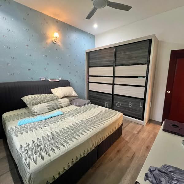 Rumah Berkembar untuk Dijual di Taman Kulim Utama (Kulim) - Hasrul Rosli - Bedroom - PropertyGuru.com.my