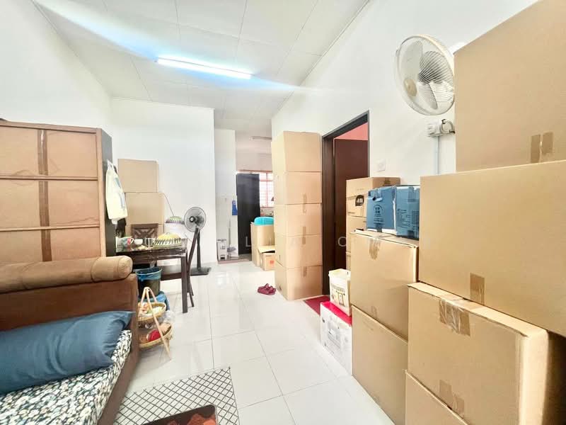 1-storey Terraced House for Sale in Klang (Selangor) - Nur Alia Omar - Interior - PropertyGuru.com.my