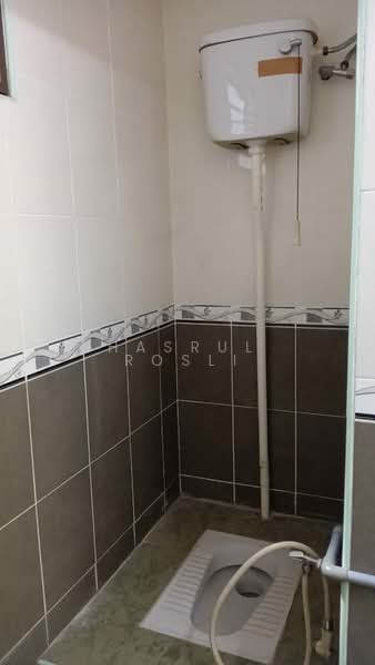 Semi-Detached House for Sale in Bandar Puteri Jaya (Sungai Petani) - Hasrul Rosli - Bathroom - PropertyGuru.com.my