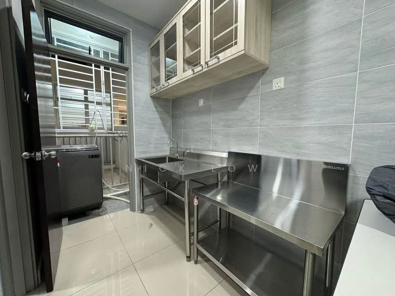 Condominium for Rent at KSL Residence 2 @ Kangkar Tebrau - Nick Low - Kitchen - PropertyGuru.com.my