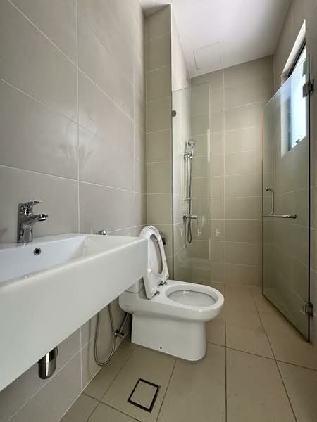 Semi-Detached House for Sale in Setia Eco Park (Setia Alam) - Jess Tee - Bathroom - PropertyGuru.com.my