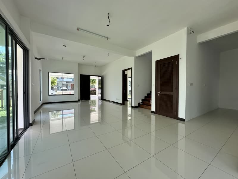 Semi-Detached House for Sale in Setia Eco Park (Setia Alam) - Jess Tee - Living Room - PropertyGuru.com.my