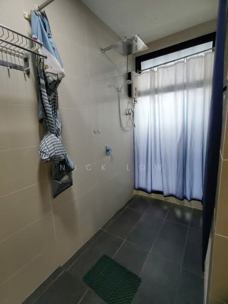 Service Residence for Rent at Southkey Mosaic - Nick Low - Bathroom - PropertyGuru.com.my