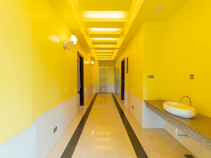 Rumah Banglo untuk Dijual di Mines Resort City (Seri Kembangan) - Maureen Ooi - Corridor - PropertyGuru.com.my
