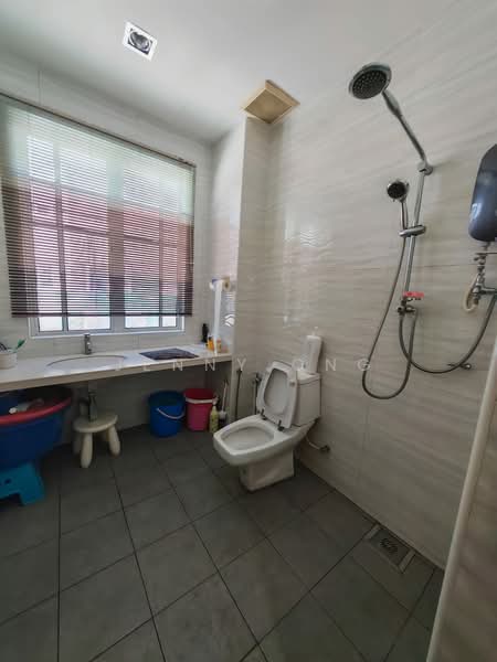 Rumah Teres untuk Dijual di Butterworth (Penang) - Jenny Ong - Bathroom - PropertyGuru.com.my
