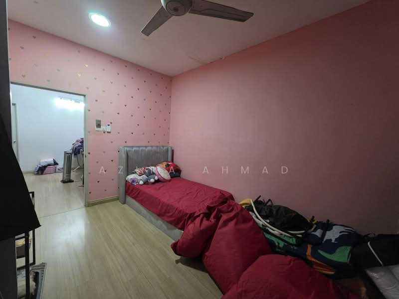 Rumah Teres 2 Tingkat untuk Dijual di Alam Sari (Bangi) - Azira Ahmad - Bedroom - PropertyGuru.com.my