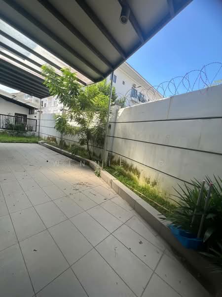 Rumah Berkembar untuk Dijual di Taman Sri Intan (Johor Bahru) - Winnie Ng - Exterior - PropertyGuru.com.my