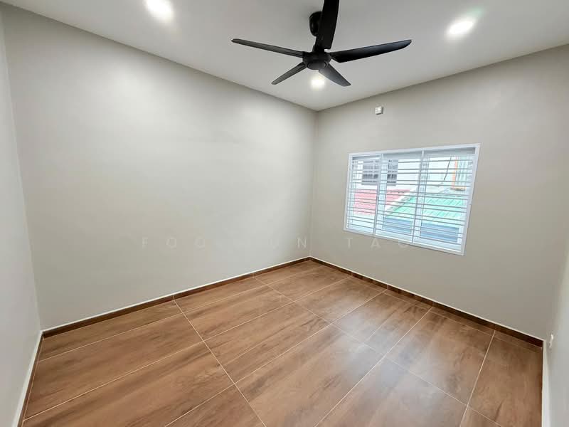 Untuk Disewa - Taman Tasek