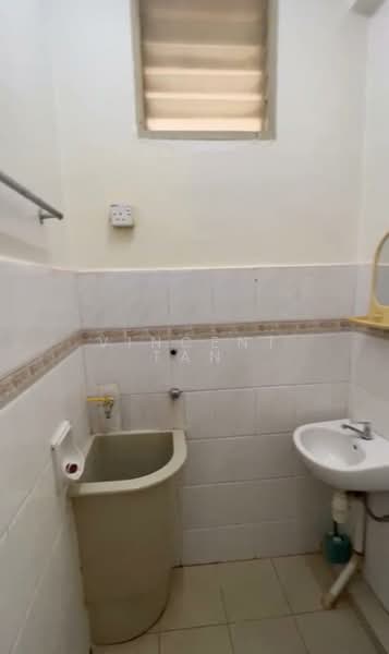 Apartment for Rent at Kingfisher Series - Vincent Tan - Bathroom - PropertyGuru.com.my