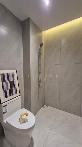 Servis Apartment untuk Dijual di CTC SkyOne @ Bukit Chagar - Celeste Lee - Bathroom - PropertyGuru.com.my