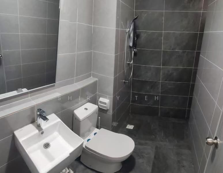 Kondominium untuk Disewa di Lucerne Residences - Shirley Teh - Bathroom - PropertyGuru.com.my