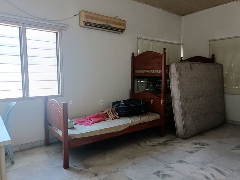 2-storey Terraced House for Sale in Klang Selatan (Klang) - Alicia Lee - PropertyGuru.com.my