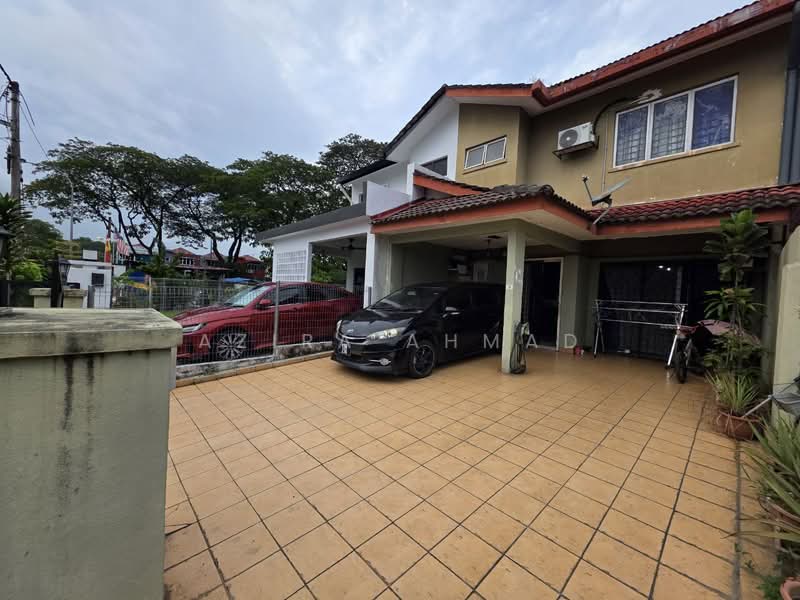 Rumah Teres 2 Tingkat untuk Dijual di Taman Sri Kenari (Kajang) - Azira Ahmad - Exterior - PropertyGuru.com.my
