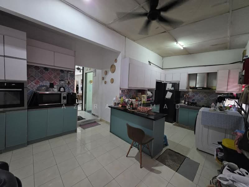 Rumah Teres 2 Tingkat untuk Dijual di Taman Sri Kenari (Kajang) - Azira Ahmad - Kitchen - PropertyGuru.com.my