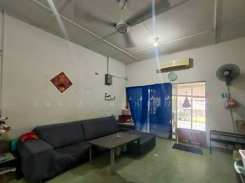 Terraced House for Sale in KL City Centre (Kuala Lumpur) - Danial Mohd Zaki - Living Room - PropertyGuru.com.my