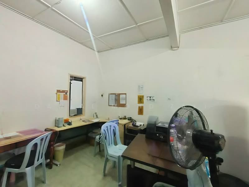 Terraced House for Sale in KL City Centre (Kuala Lumpur) - Danial Mohd Zaki - Study - PropertyGuru.com.my