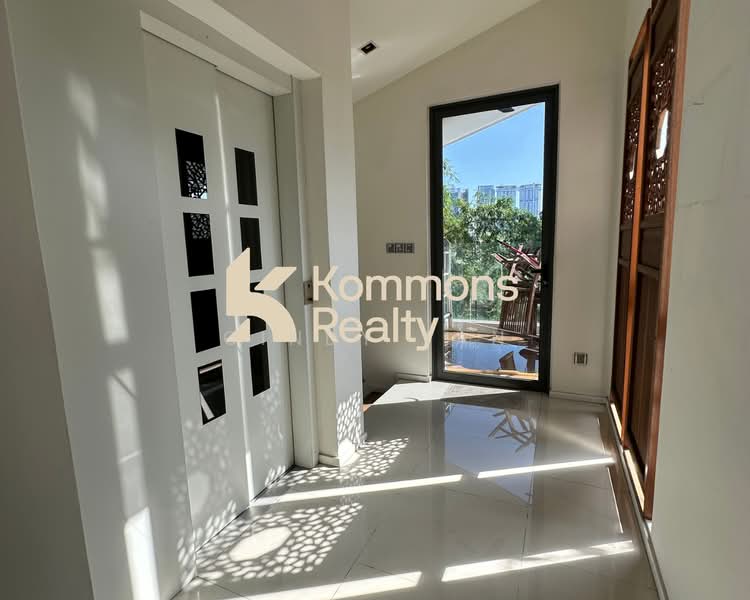 Rumah Banglo untuk Dijual di Seputeh (Kuala Lumpur) - Cindy Tan - Entrance - PropertyGuru.com.my