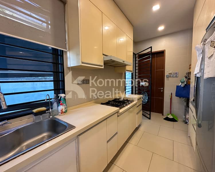 Rumah Banglo untuk Dijual di Seputeh (Kuala Lumpur) - Cindy Tan - Kitchen - PropertyGuru.com.my