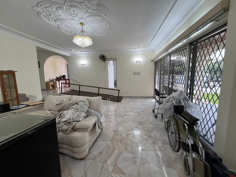 Rumah Banglo untuk Disewa di Seksyen 4 (Shah Alam) - Victor Huang - Living Room - PropertyGuru.com.my