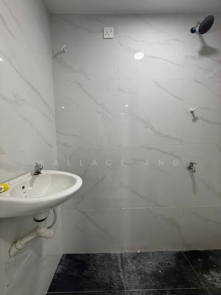 Rumah Teres 2 Tingkat untuk Dijual di Permas Jaya (Johor Bahru) - Wallace Ang - Bathroom - PropertyGuru.com.my