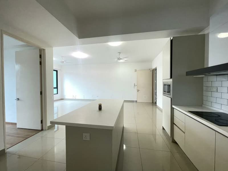 Service Residence for Sale at East Parc @ Manjalara - Yanis Cheong - Kitchen - PropertyGuru.com.my
