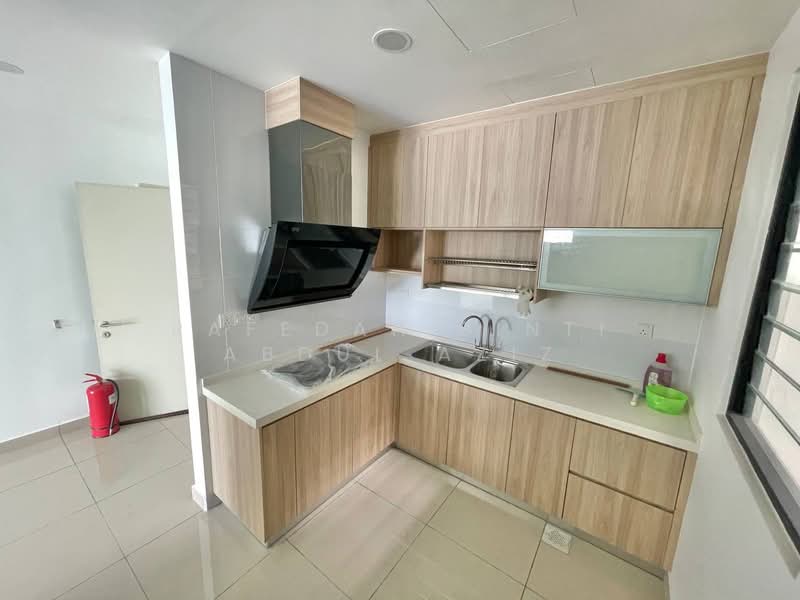 Condominium for Sale at Skyvilla @ D'Island - Rafedah Binti Abdul Aziz - PropertyGuru.com.my