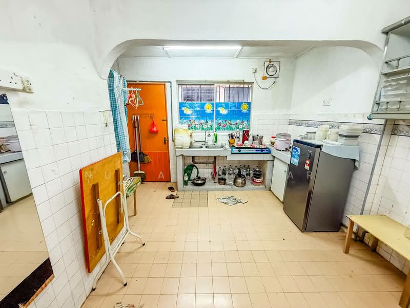 Rumah Teres 2 Tingkat untuk Dijual di Kuala Lumpur (Kuala Lumpur) - Nur Alia Omar - Kitchen - PropertyGuru.com.my