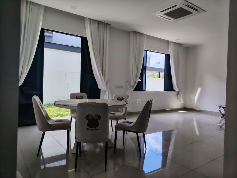 Rumah Kluster untuk Disewa di Kempas Utama (Tebrau) - Nick Low - Dining Room - PropertyGuru.com.my