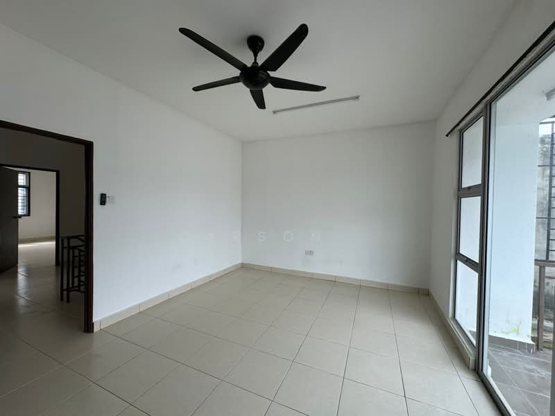 Terraced House for Sale in Senai (Kulai) - Carson . - Living Room - PropertyGuru.com.my