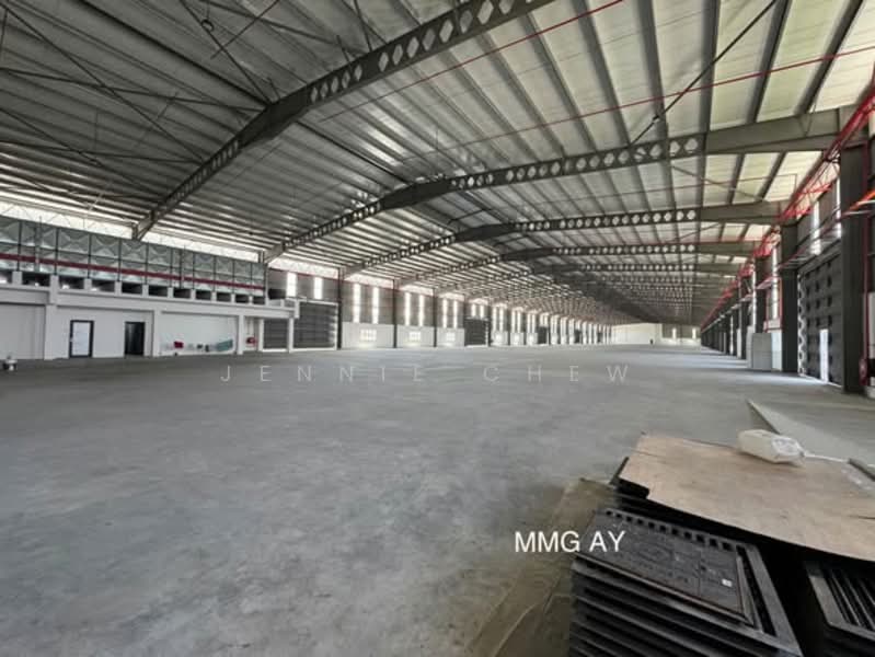 Warehouse for Rent in Jeram (Selangor) - Jennie Chew - Interior - PropertyGuru.com.my