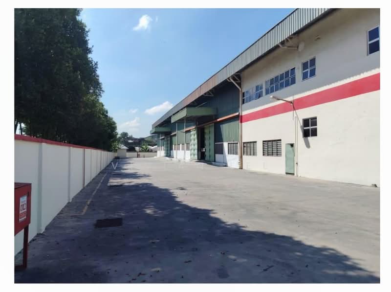 Detached Factory for Rent in Puncak Alam (Selangor) - Vivian Lee - Exterior - PropertyGuru.com.my