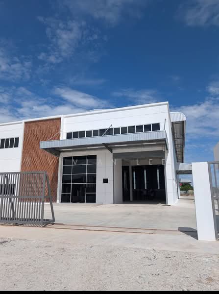 Detached Factory for Rent in Puncak Alam (Selangor) - Vivian Lee - Exterior - PropertyGuru.com.my