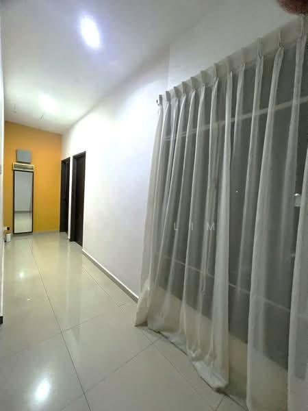 Semi-Detached House for Sale in Taman Johor (Tampoi) - Karl Lim - Corridor - PropertyGuru.com.my