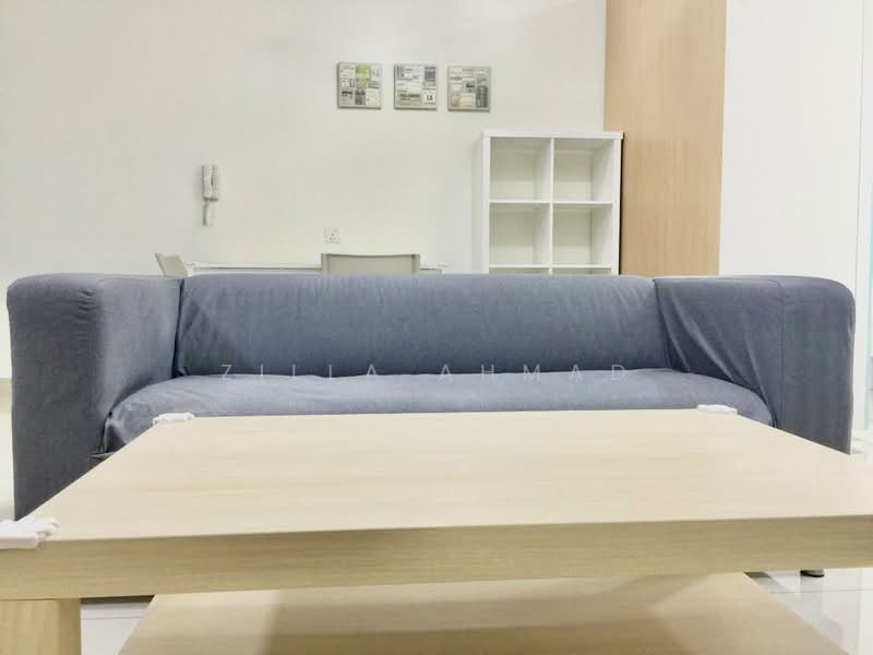 Servis Apartment untuk Disewa di HYVE - Zilla Ahmad - Living Room - PropertyGuru.com.my