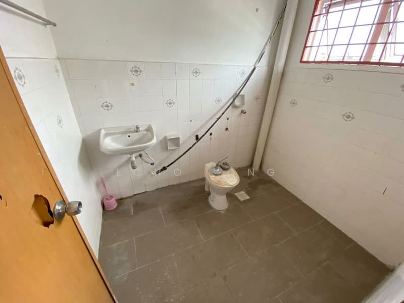2-storey Terraced House for Sale in Rawang (Selangor) - Echo Kong - Bathroom - PropertyGuru.com.my