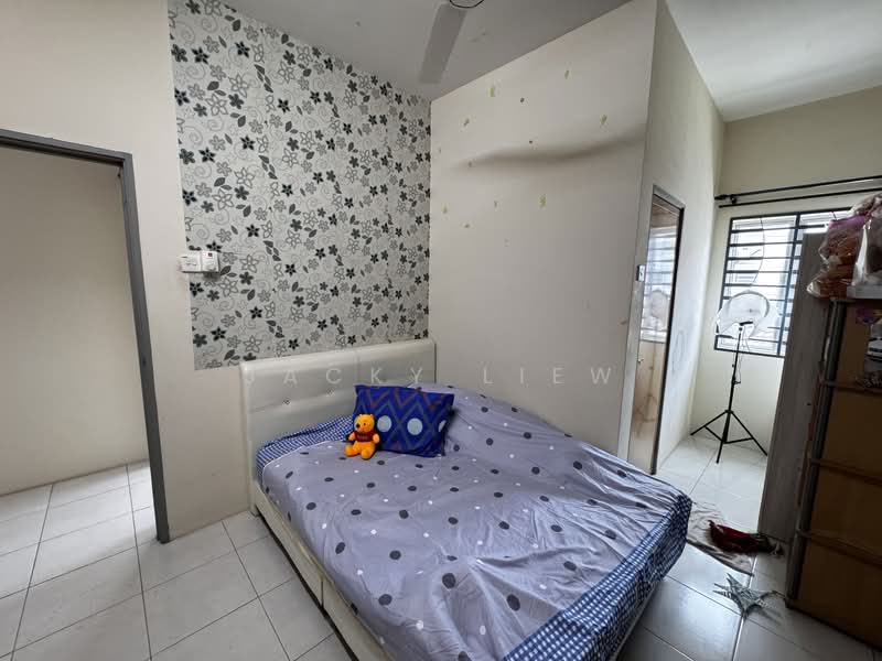 For Sale - Taman saujana indah