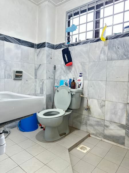 Rumah Teres 2 Tingkat untuk Dijual di Taman Sri Skudai (Skudai) - Cathy Tan - Bathroom - PropertyGuru.com.my