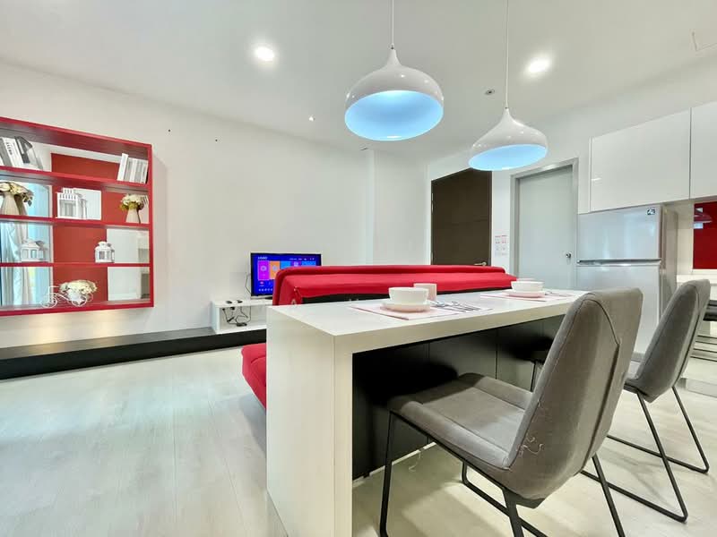 Servis Apartment untuk Disewa di Straits Garden Suite - Jia Yong - Living Room - PropertyGuru.com.my