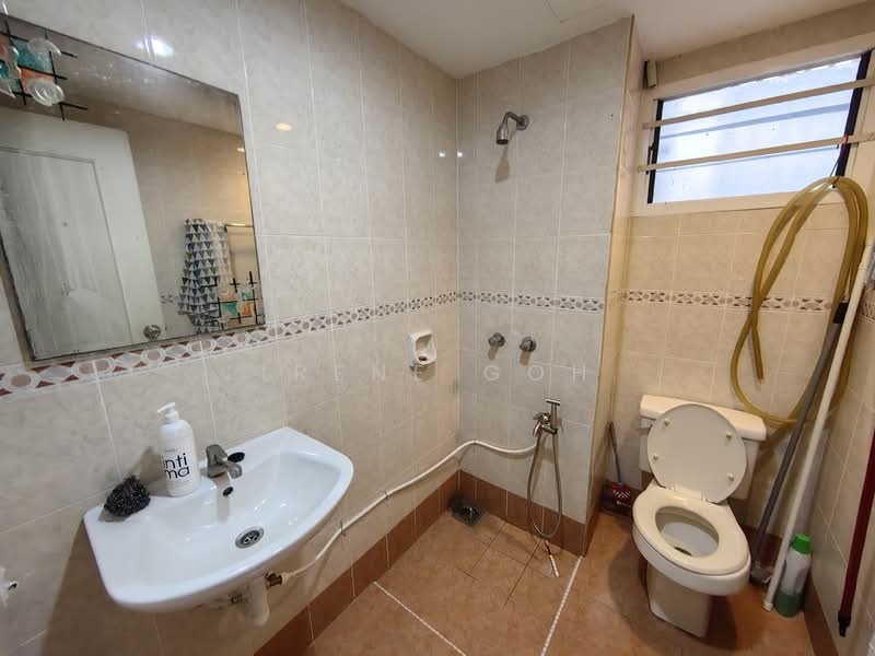 Condominium for Rent at Gurney Park Condominium - Irene Goh - Bathroom - PropertyGuru.com.my