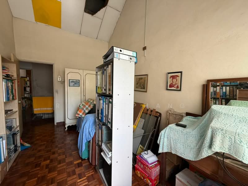 Rumah Teres 2 Tingkat untuk Dijual di Taman Connaught (Cheras) - Regene Phang - PropertyGuru.com.my