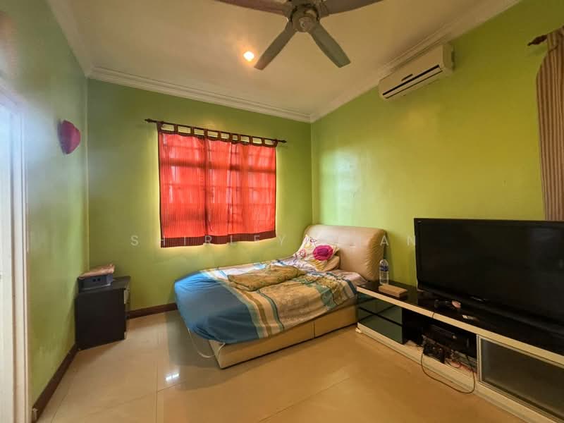 Bungalow for Sale in Kajang (Selangor) - Shirley Chan - Bedroom - PropertyGuru.com.my