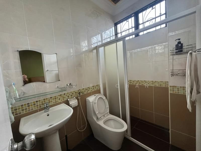 Bungalow for Sale in Kajang (Selangor) - Shirley Chan - Bathroom - PropertyGuru.com.my