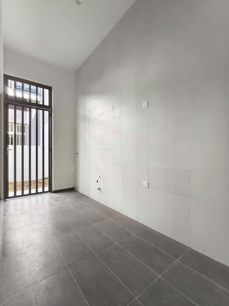Rumah Kluster untuk Dijual di Austin Crest (Johor Bahru) - Yik Tat - PropertyGuru.com.my