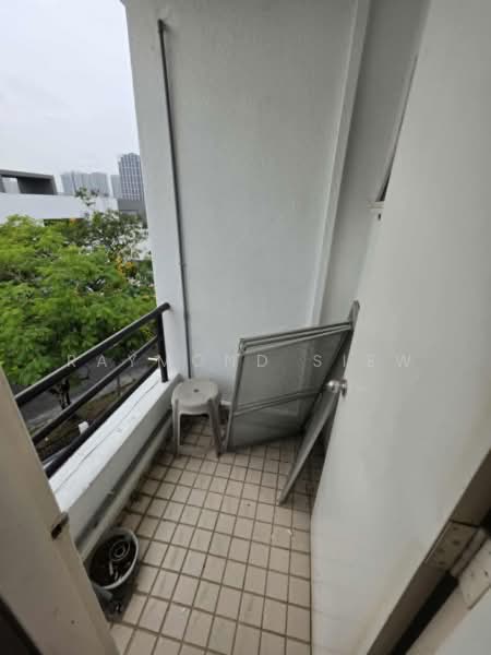 Kondominium untuk Disewa di Bukit Robson Condominium - Raymond Siew - Balcony - PropertyGuru.com.my