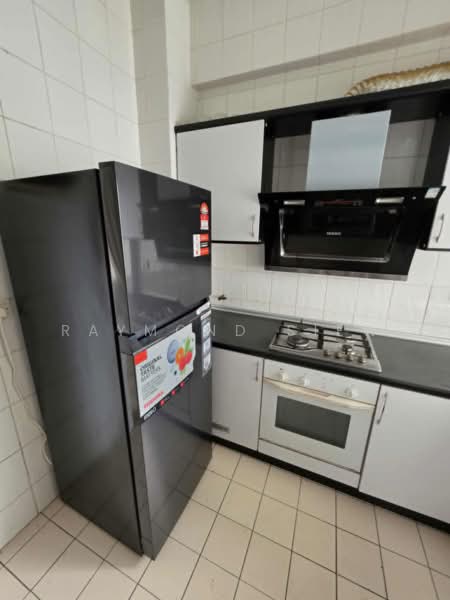 Kondominium untuk Disewa di Bukit Robson Condominium - Raymond Siew - Kitchen - PropertyGuru.com.my