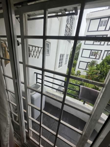 Kondominium untuk Disewa di Bukit Robson Condominium - Raymond Siew - Balcony - PropertyGuru.com.my